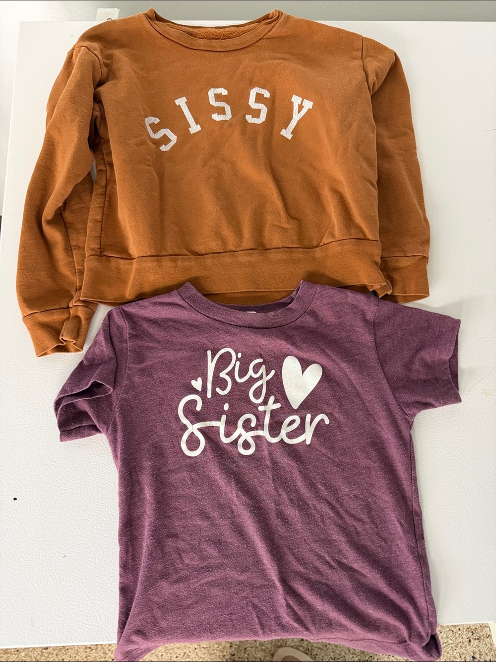 Big Sister Purple Tee & Rust Sissy Sweatshirt Kids Set